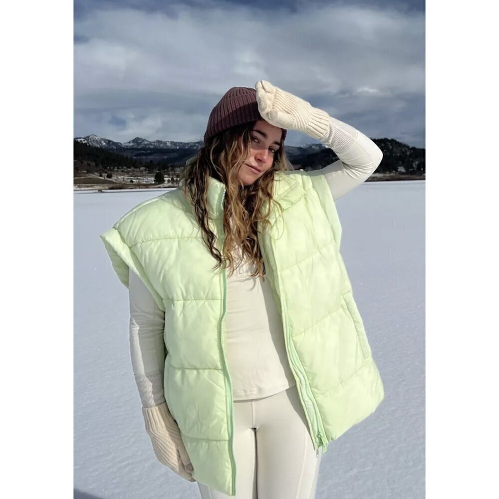 FREE PEOPLE In A Bubble Puffer Vest in Sour Citrus Size Small